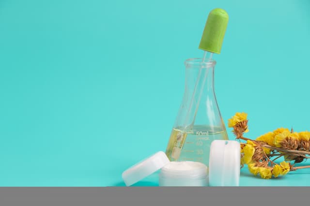 Ethylene Glycol vs Propylene Glycol: Key Differences in Personal Care Formulations