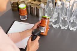 What is Mono and Diglycerides? Their Role in Food, Cosmetics, and Custom Manufacturing
