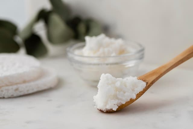 Stearic Acid for Skin: Benefits and Why It’s Used in Skincare Products