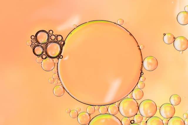 AHA vs. BHA: How Skincare Brands Can Leverage These Ingredients Effectively