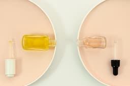 Oleic Acid vs. Linoleic Acid: Choosing the Right Fatty Acid for Skincare Formulations