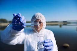 Is Caustic Soda Dangerous? 6 Risks Every Industrial Buyer Should Understand