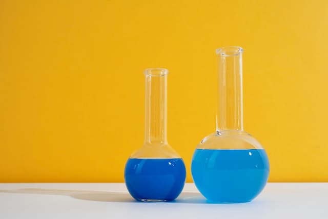 Sodium Hypochlorite vs Calcium Hypochlorite: Which Disinfectant Suits Your Industrial Needs?