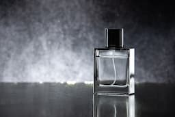 The Best Alcohol for Perfume Making and Why It Matters