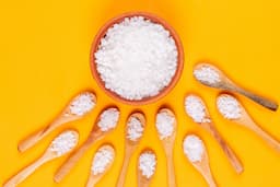 Sodium Carbonate vs Sodium Tetraborate: Industrial vs Household Applications and Safety