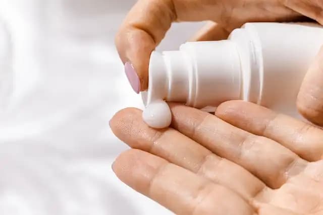 Ethyl Hexyl Glycerine (EHG)