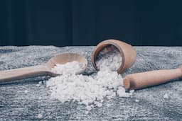 What Is Potassium Hydroxide? Why Caustic Potash Matters in Industry